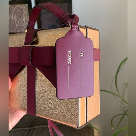 Authentic KATE SPADE Leather gift wrap magnetic snap Crosby/Satchel - Picture 4 of 16